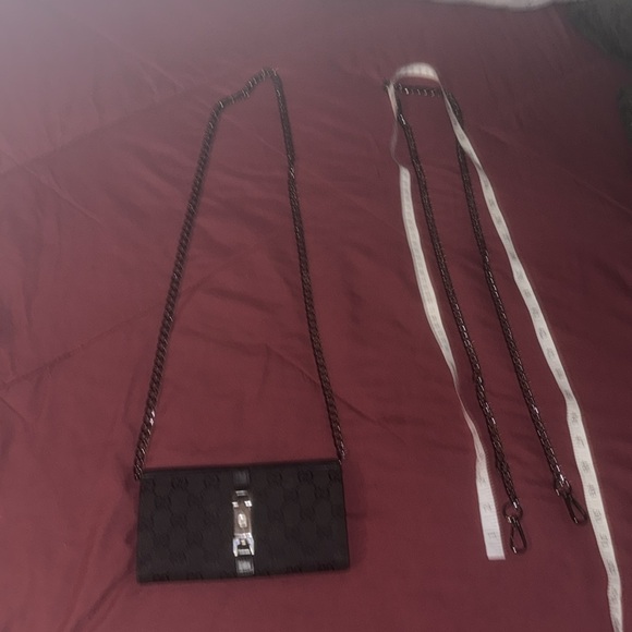 🔥⛓️GUNMETAL PURSE 👜 STURDY STRAP. CAN BE USED TO TRANSFER A BEAUTIFUL WALLET - Picture 6 of 9